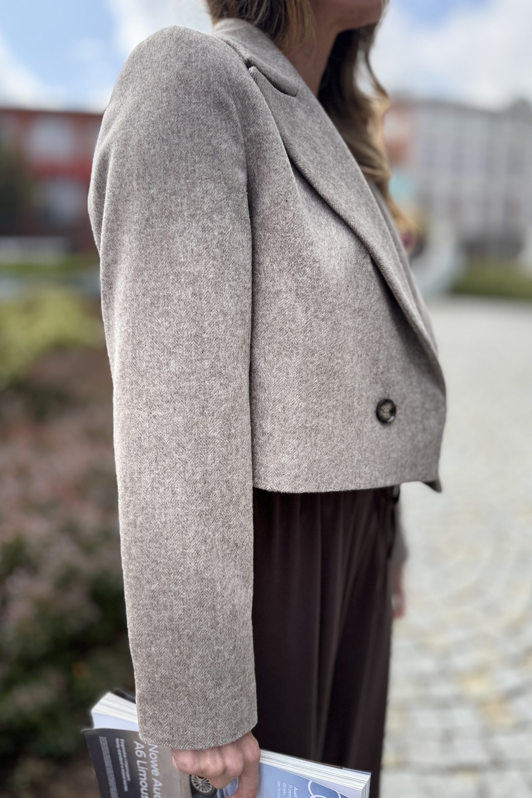 Marynarka krótka Tweed Wool Beige Petite - obrazek 4